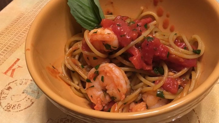 Angel Hair Pasta with Shrimp and Basil