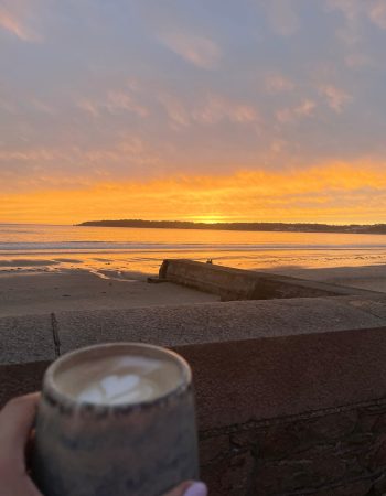 The Lookout Beach Cafe